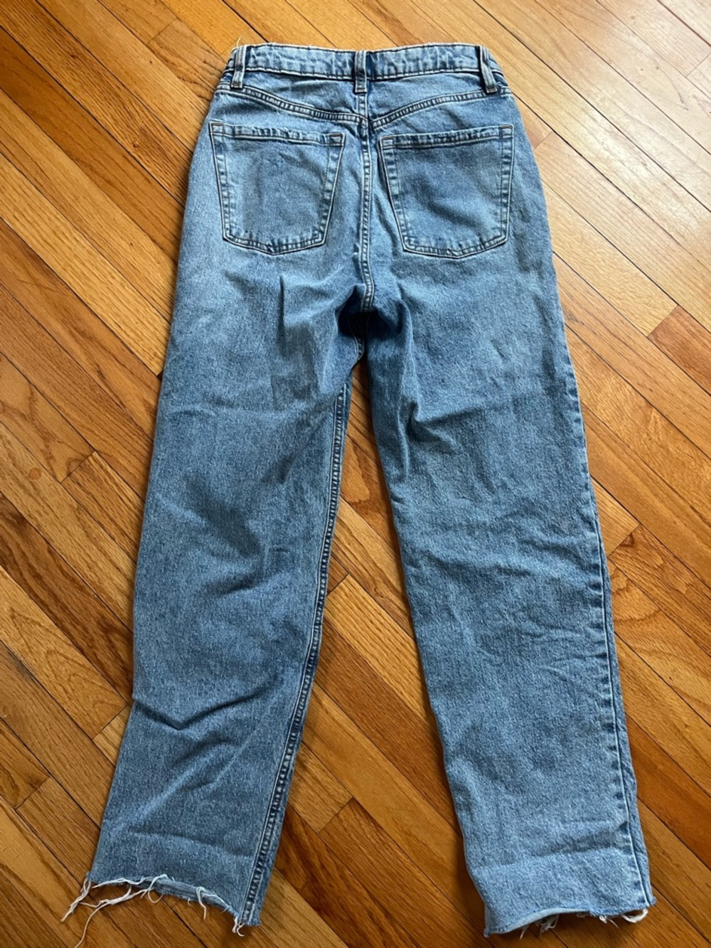 Universal Thread Light Blue Straight Leg Jeans - Picture 4 of 4